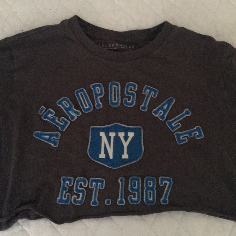 Small cropped t